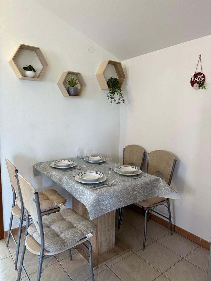 Apartment Murva Premantura Zewnętrze zdjęcie